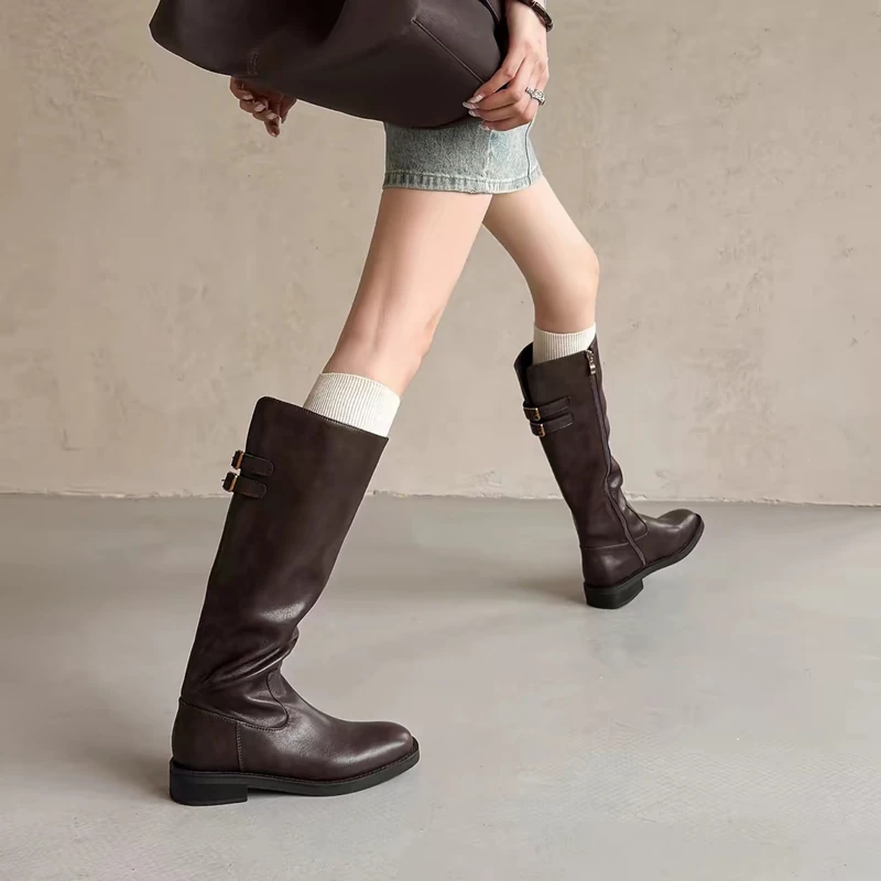 Brown wide-shaft chunky boot — 2